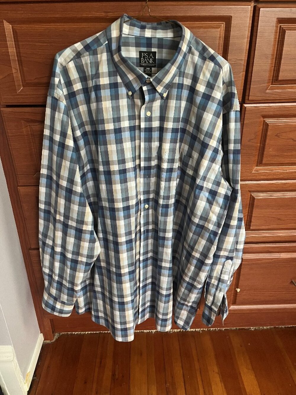 Men's Jos A. Bank checkered casual dress shirt